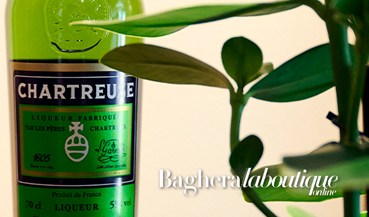 la Chartreuse gagne en complexité avec le temps. La boutique by Baghera/wines vous propose des millésimes rares et évolués pour explorer les nuances aromatiques de cette boisson divine.